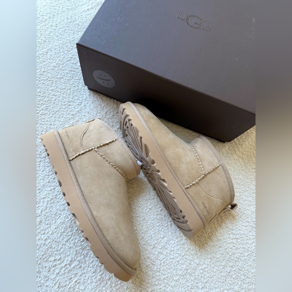 UGG x MAD HAPPY Classic Ultra Mini Boots - White Pepper (7)